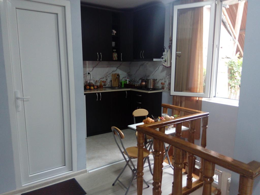 Tbilisi Downtown Guest House Luaran gambar